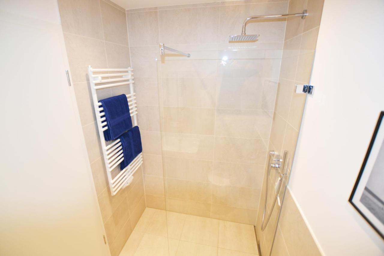 Modern Apartment Near Downtown Мюнхен Экстерьер фото